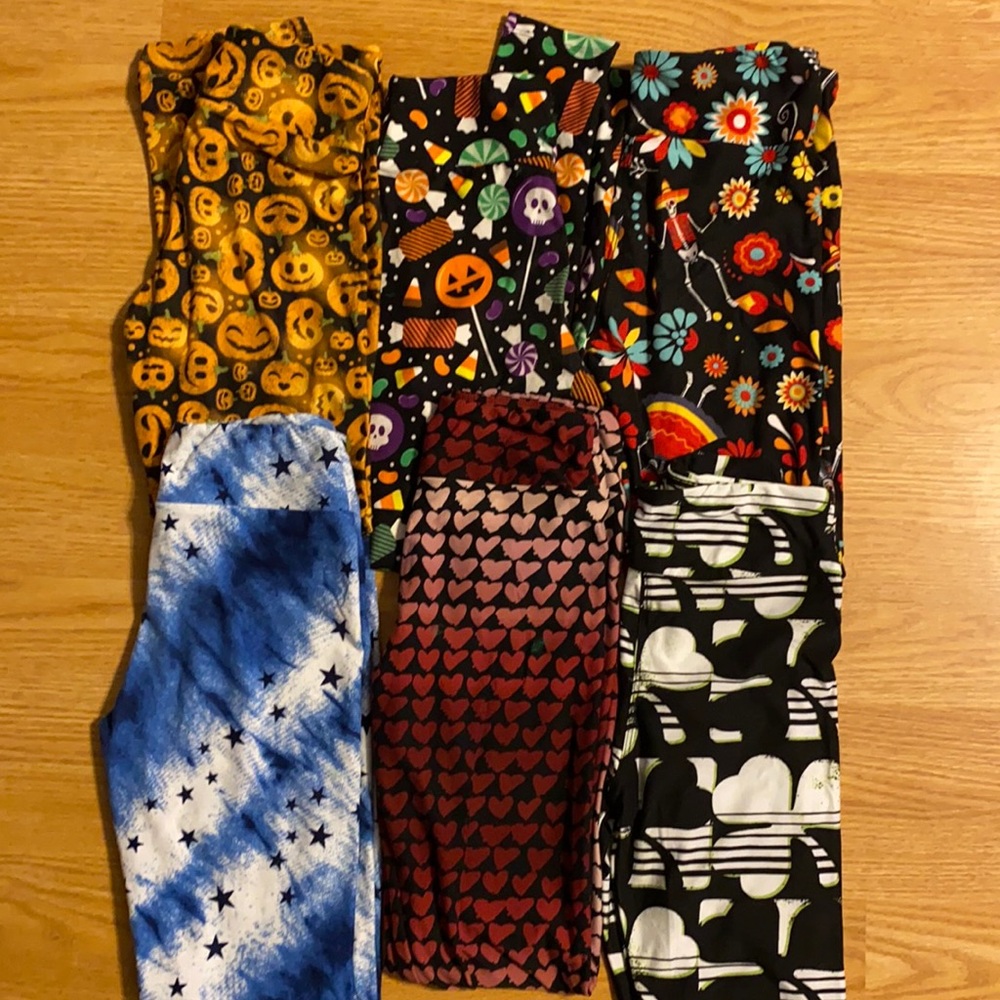 Tween lularoe holiday leggings lot